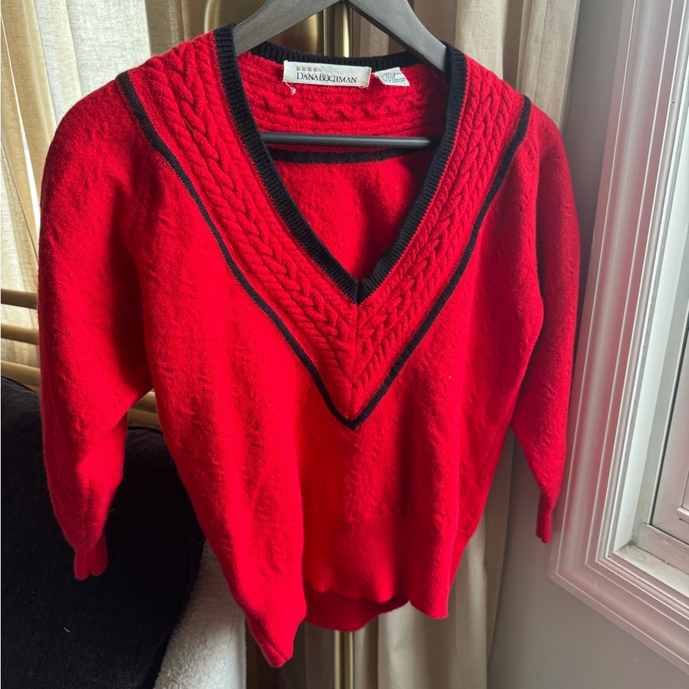Dana Buchman 100% Merino Wool Vivid Red V-Neck Sweater | Medium